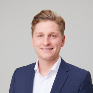Thumbnail; Portrait von Patrik Niebert